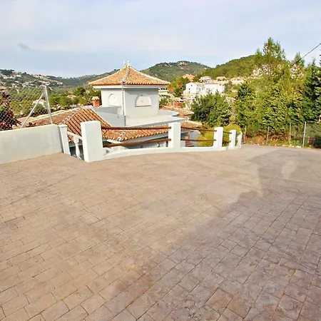 Gema - Pretty With Private Pool In Calpe